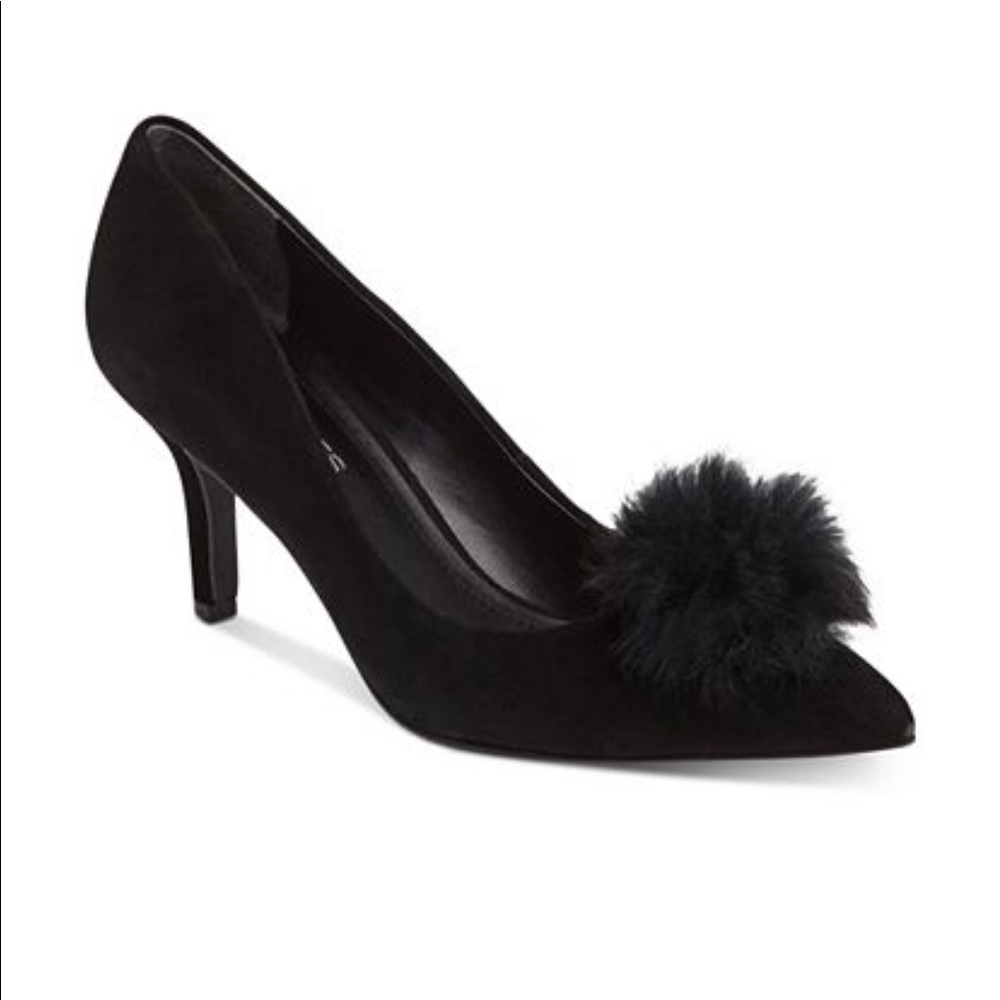 Charles by Charles David Sadie Pom Pom Pump NWOT